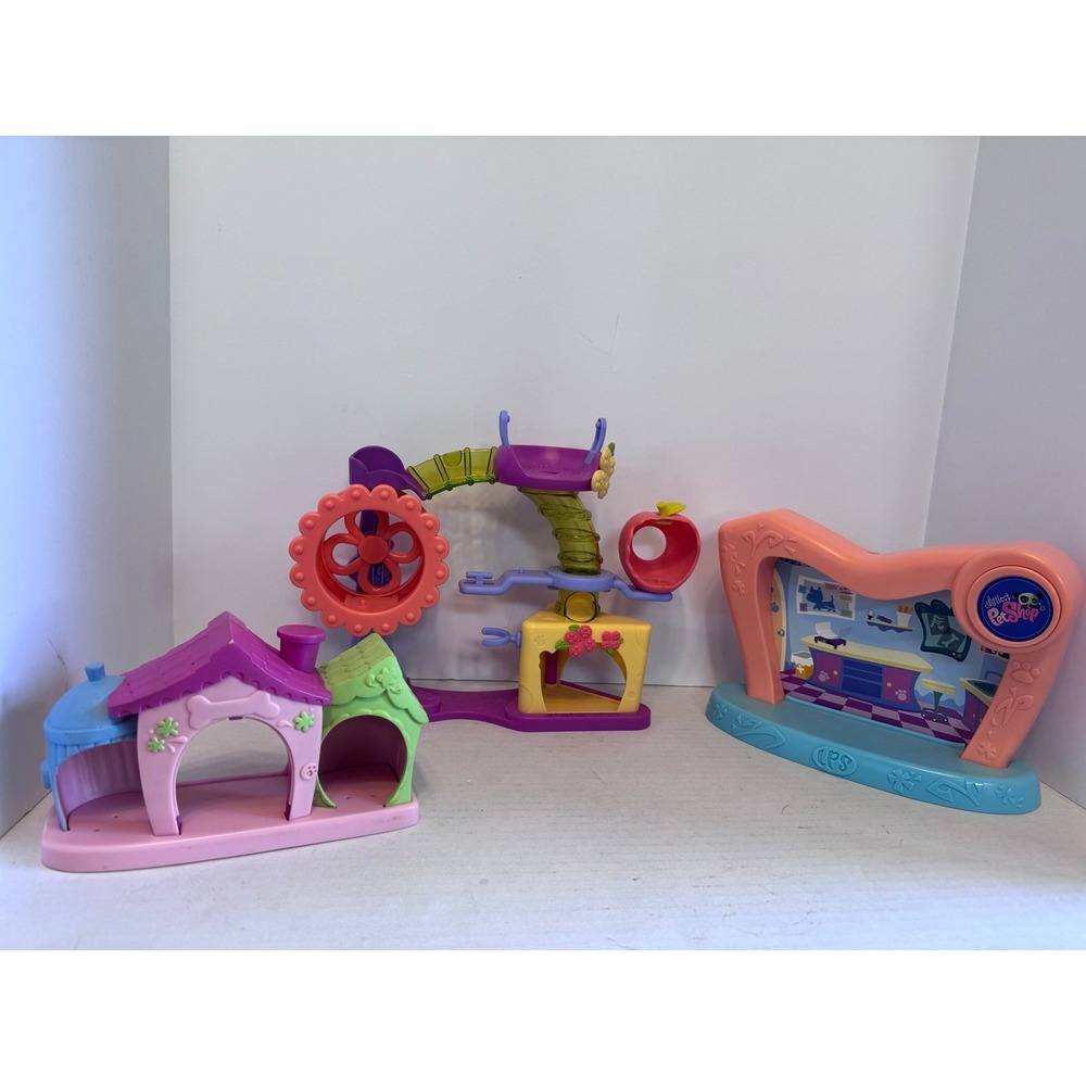 LPS Littlest Pet Shop Lot hamster hideout dog house and shop/petstore